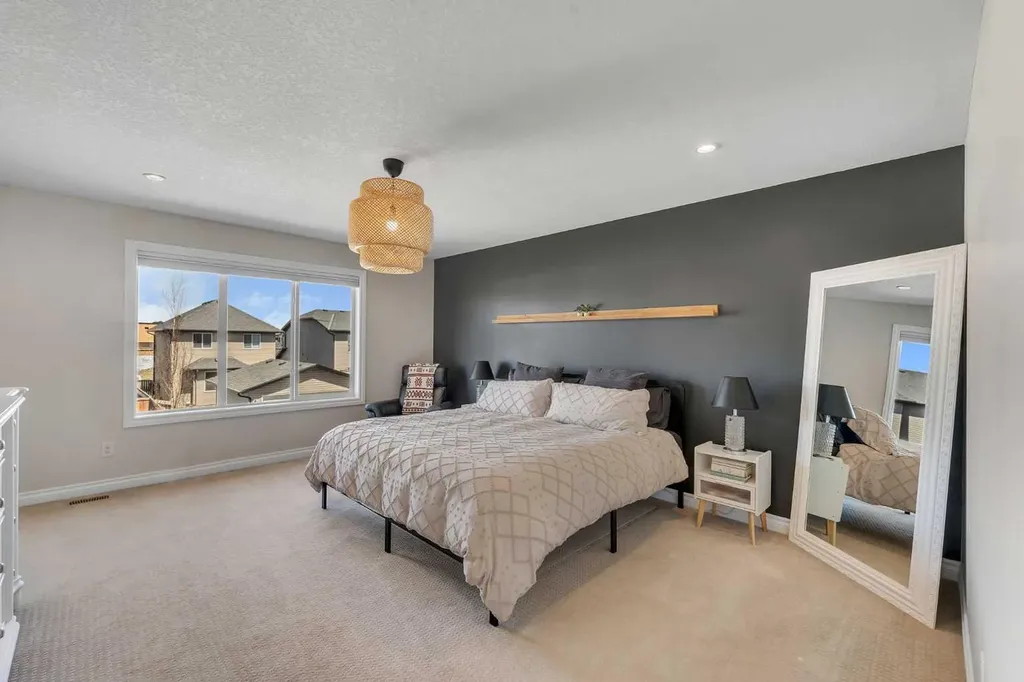 60 Baywater Court Airdrie AB T4B 0A9