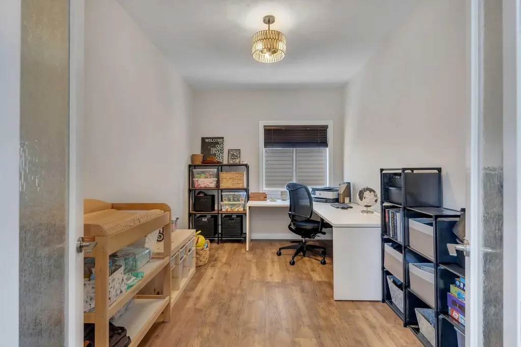 60 Baywater Court Airdrie AB T4B 0A9