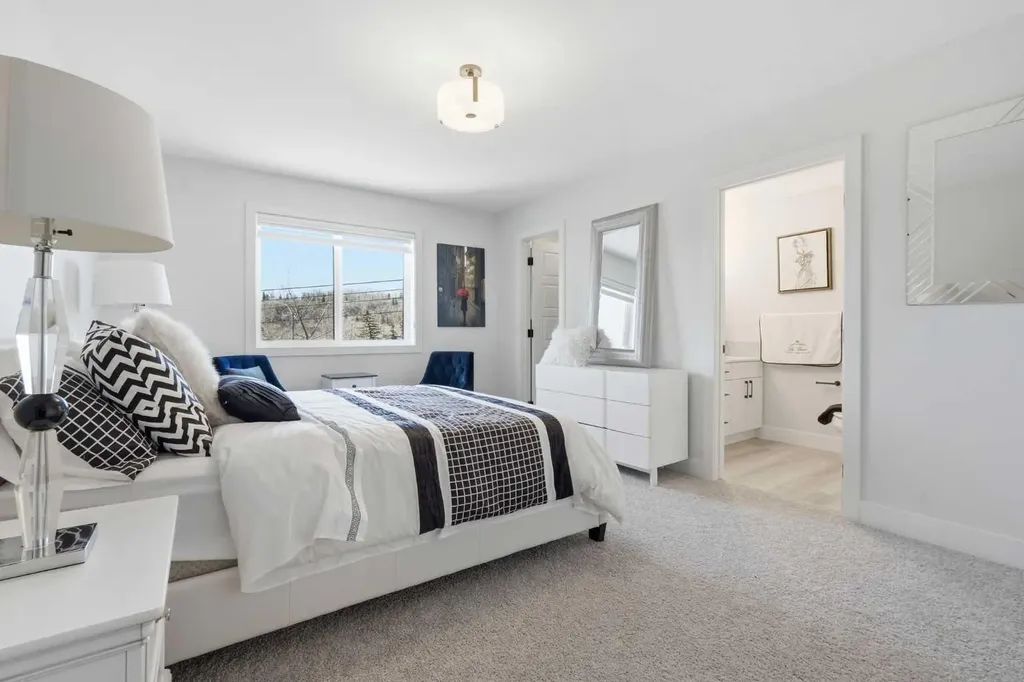 2635 1 Avenue NW Calgary AB T2N 0C4