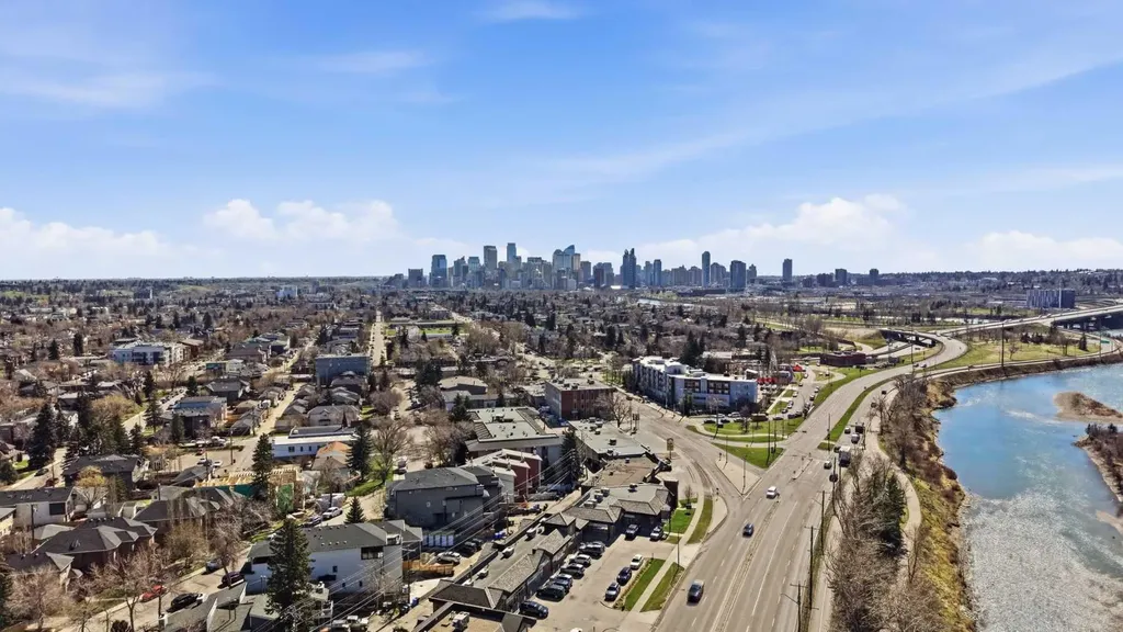 2635 1 Avenue NW Calgary AB T2N 0C4