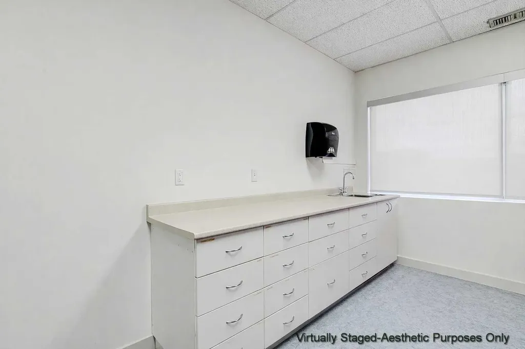 10006 101 Avenue Grande Prairie AB T8V0Y1