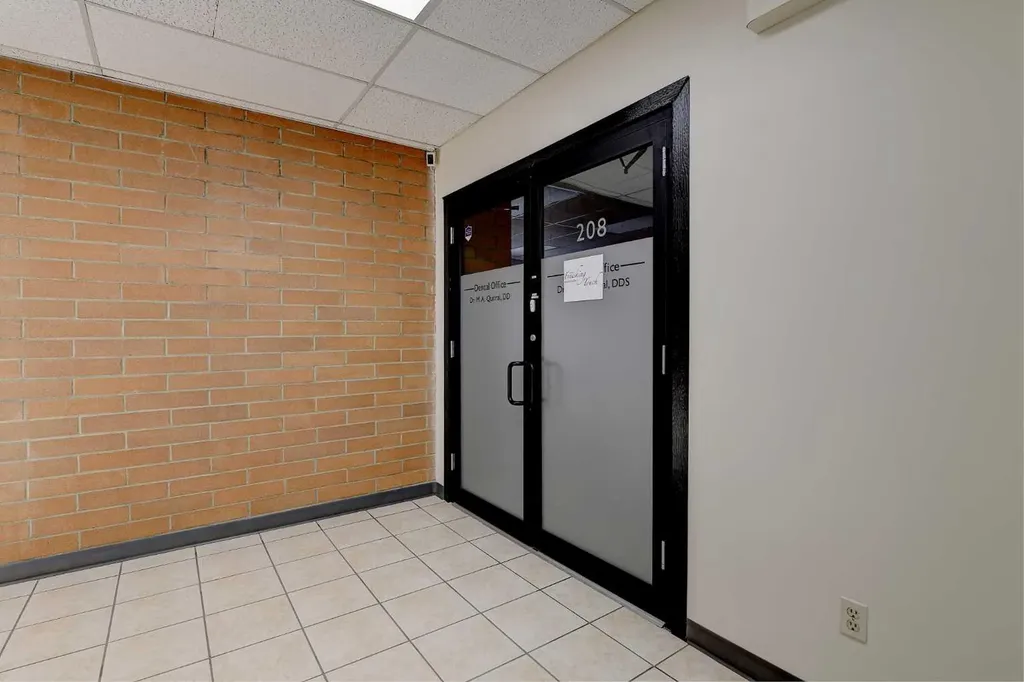 10006 101 Avenue Grande Prairie AB T8V0Y1