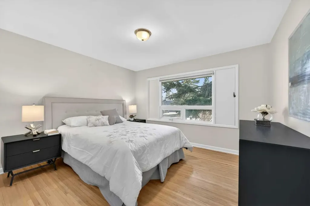 3112 34 Avenue SW Calgary AB T3E 0Z1