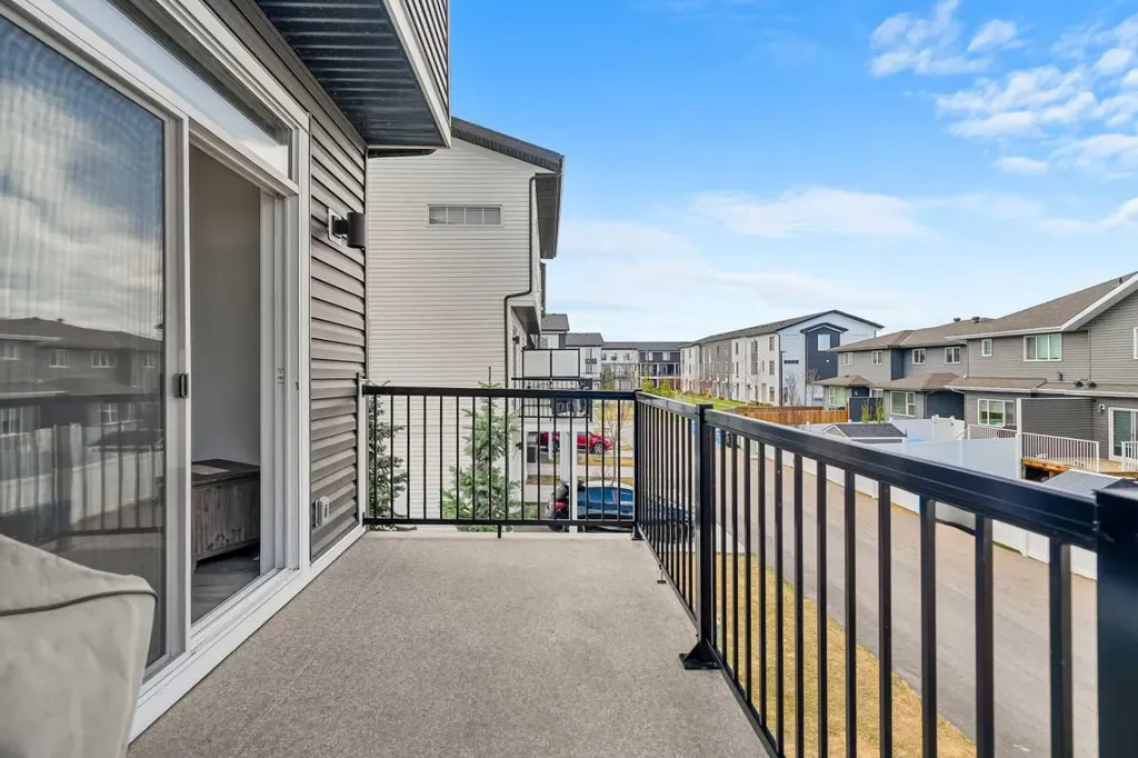 85 Walgrove Common SE Calgary AB T2X 4C2