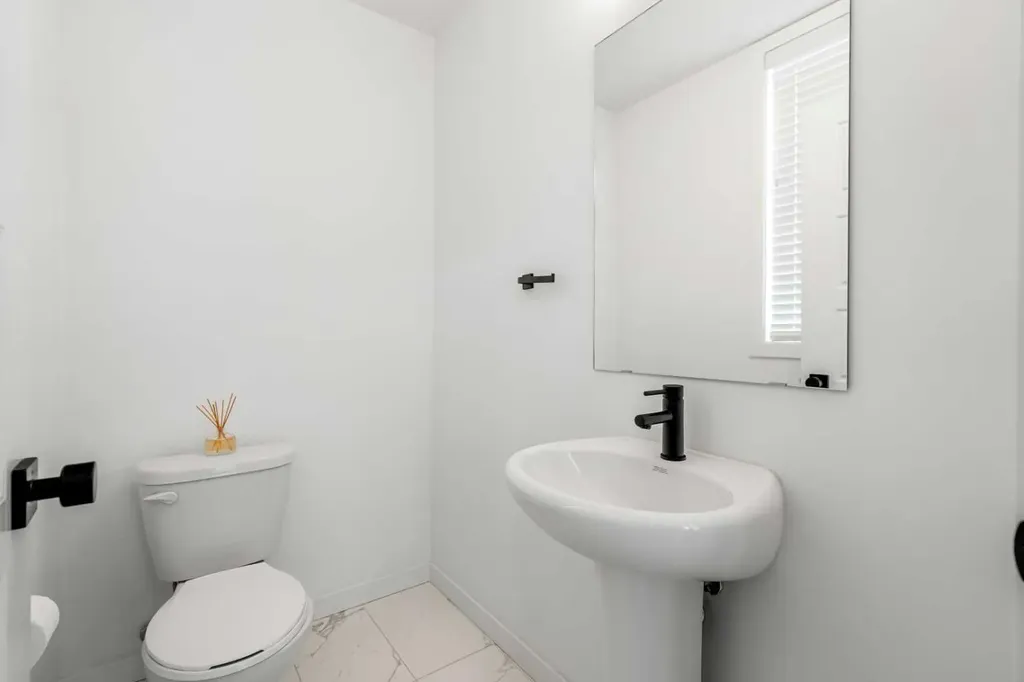 85 Walgrove Common SE Calgary AB T2X 4C2