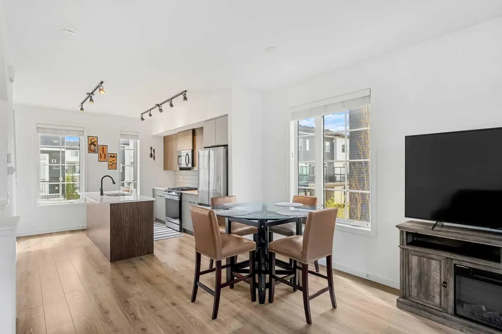 85 Walgrove Common SE Calgary AB T2X 4C2