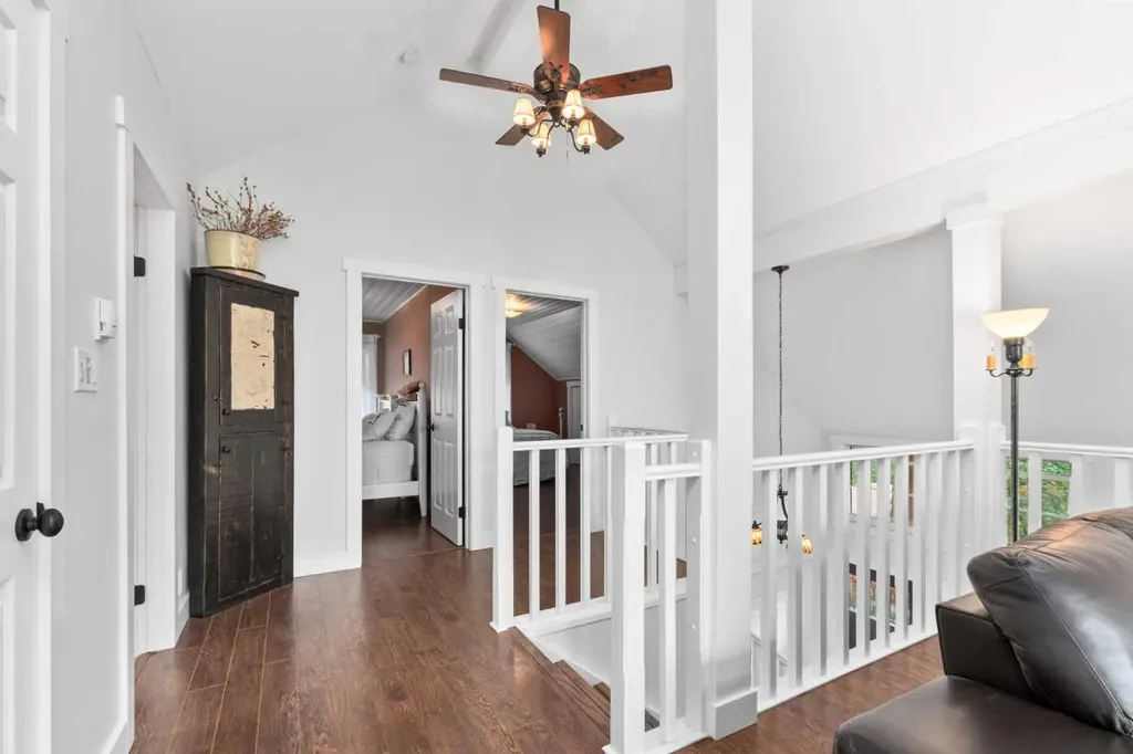 36 Lakeview Avenue White Sands AB T0C 2L0
