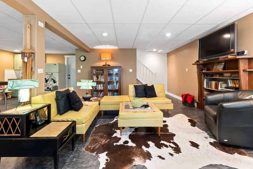 36 Lakeview Avenue White Sands AB T0C 2L0