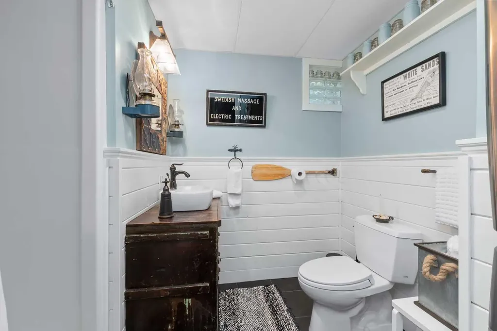 36 Lakeview Avenue White Sands AB T0C 2L0
