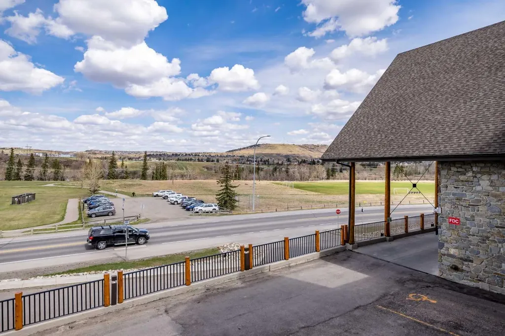 77 George Fox Trail W Cochrane AB T4C 0N1