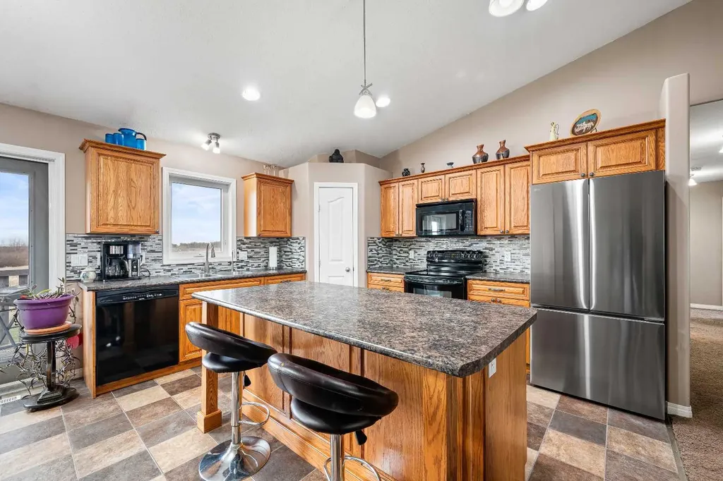 14 Greenway Drive Rural SK S9V 1P4