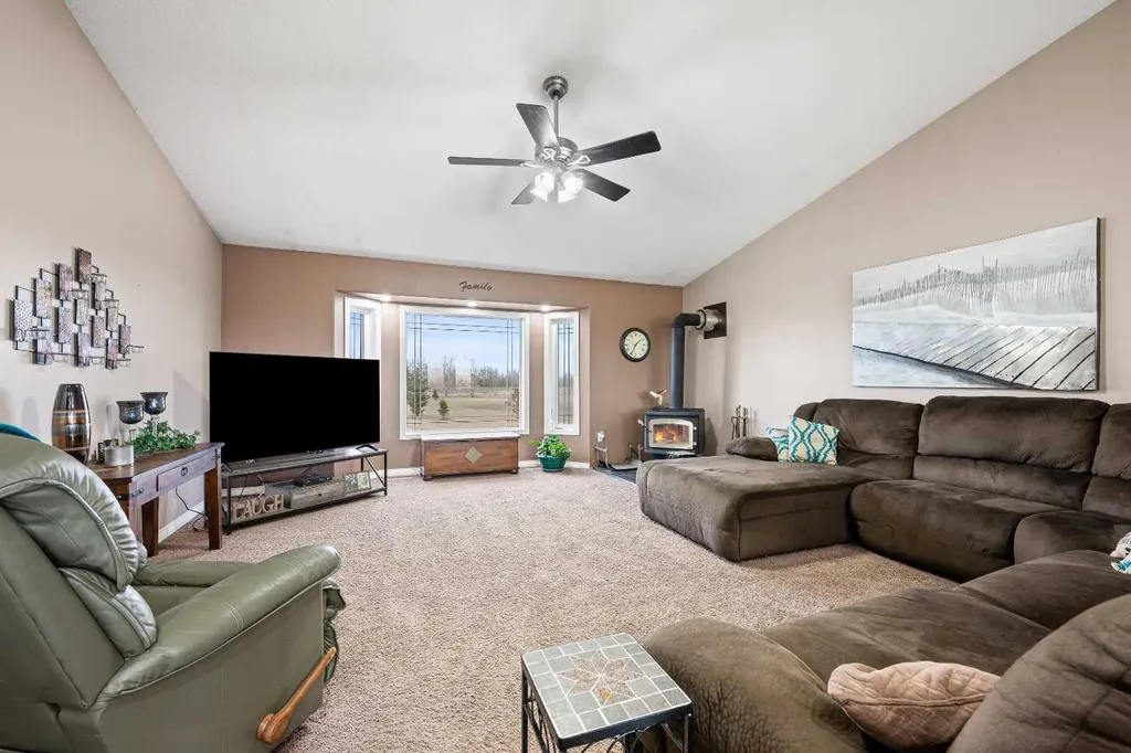 14 Greenway Drive Rural SK S9V 1P4