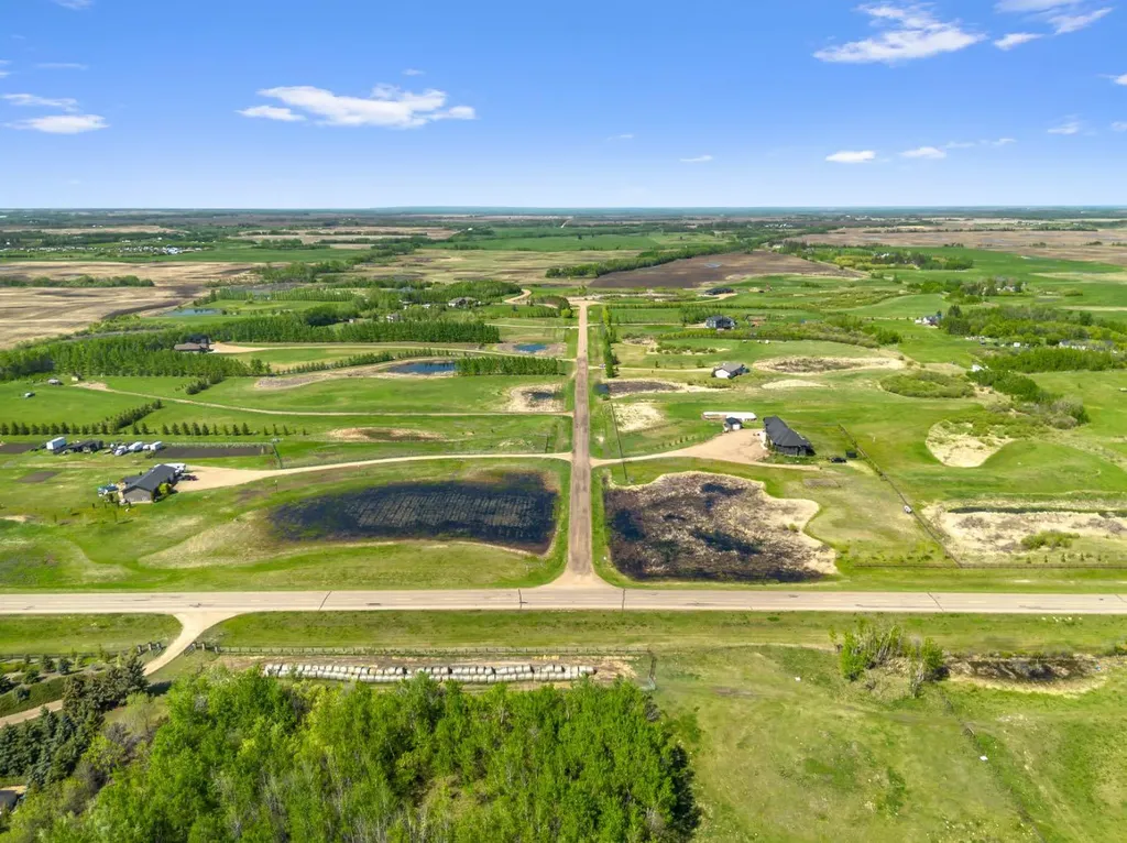 14 Greenway Drive Rural SK S9V 1P4