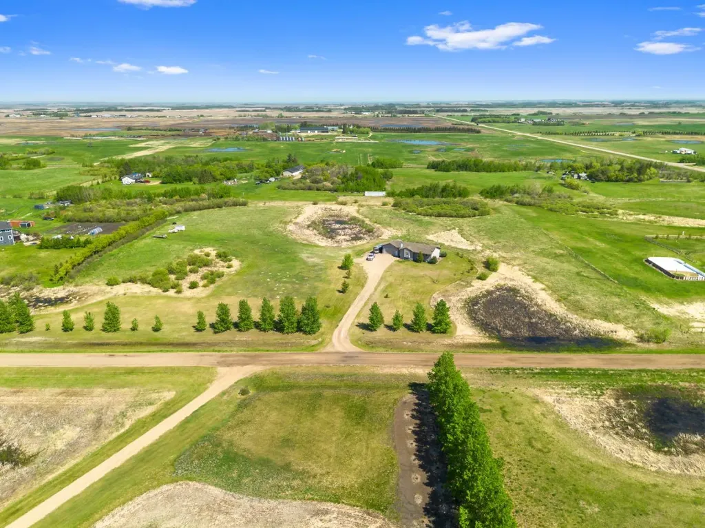 14 Greenway Drive Rural SK S9V 1P4