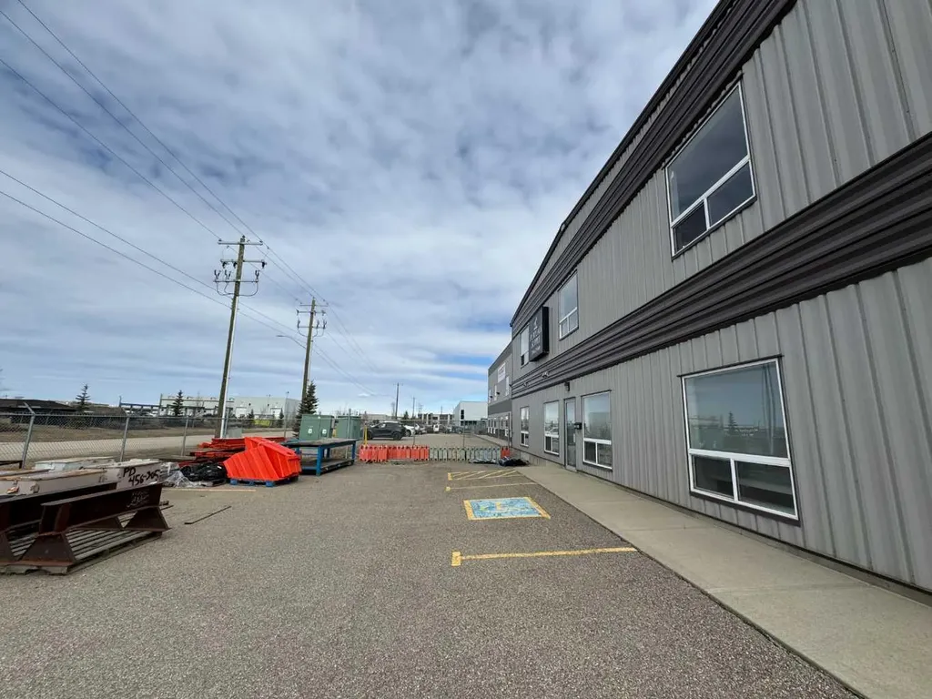 3912 68th Avenue Leduc AB T9E 0Z4