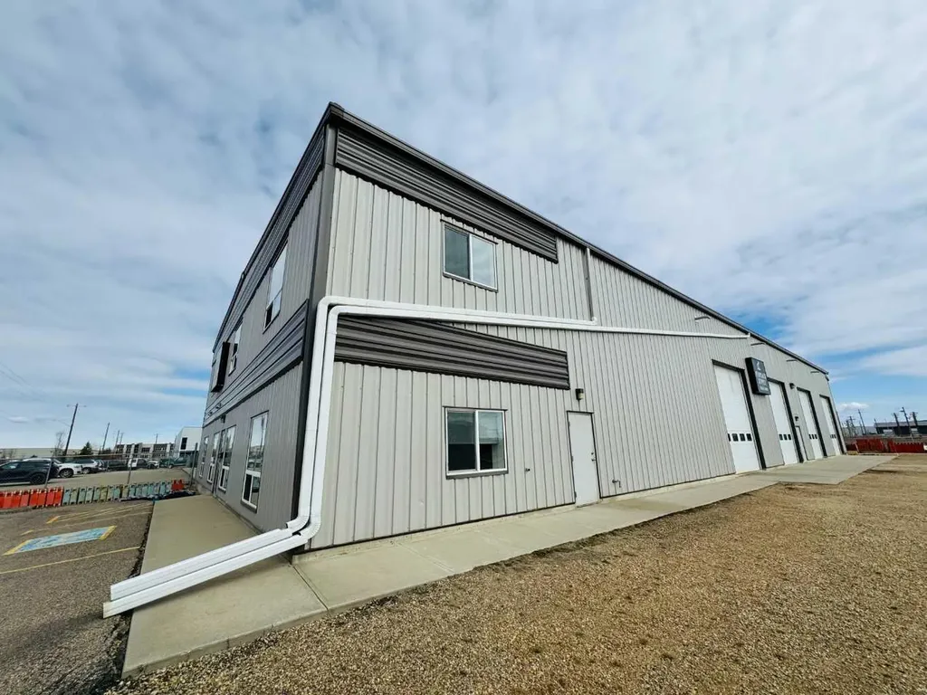 3912 68th Avenue Leduc AB T9E 0Z4