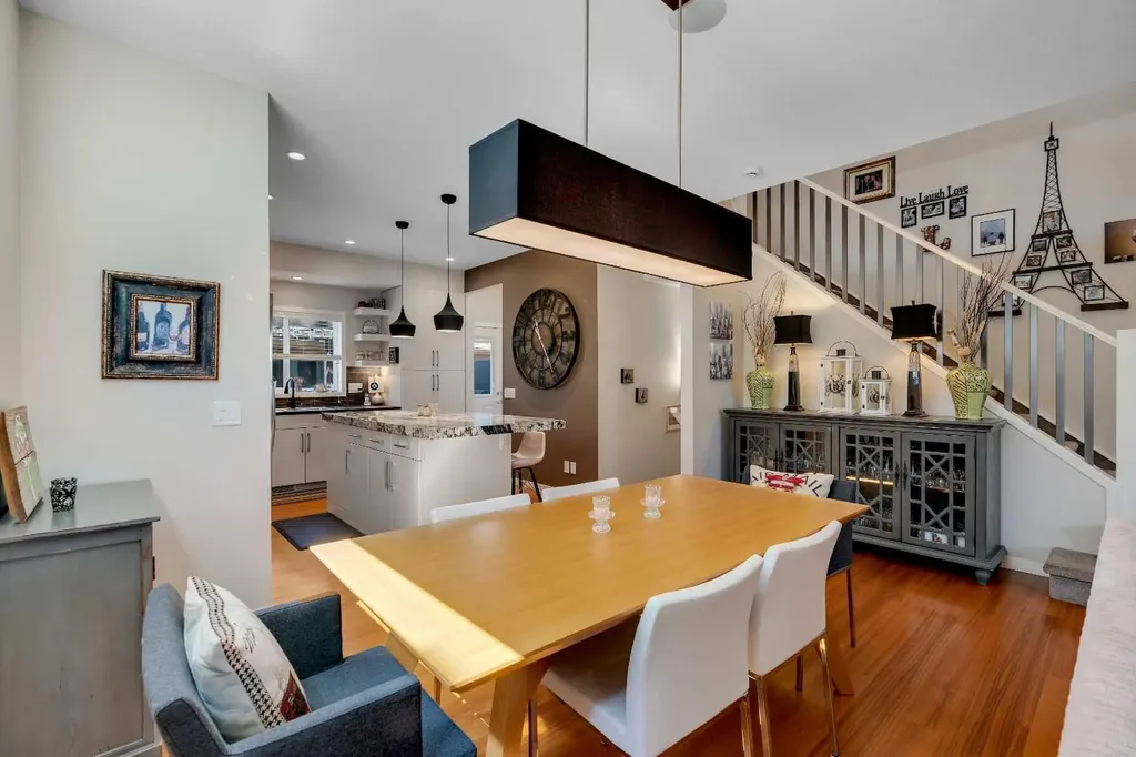 2280 Mahogany Boulevard SE Calgary AB T3M 1Y7