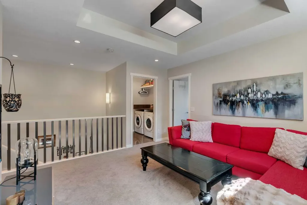 2280 Mahogany Boulevard SE Calgary AB T3M 1Y7