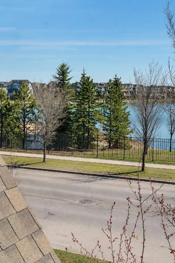 2280 Mahogany Boulevard SE Calgary AB T3M 1Y7