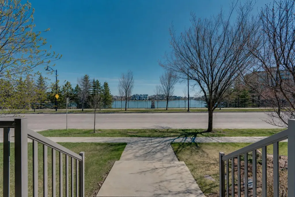 2280 Mahogany Boulevard SE Calgary AB T3M 1Y7