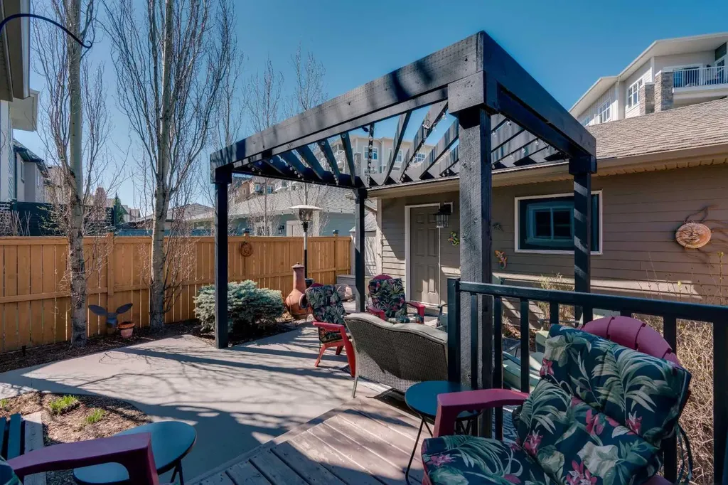 2280 Mahogany Boulevard SE Calgary AB T3M 1Y7