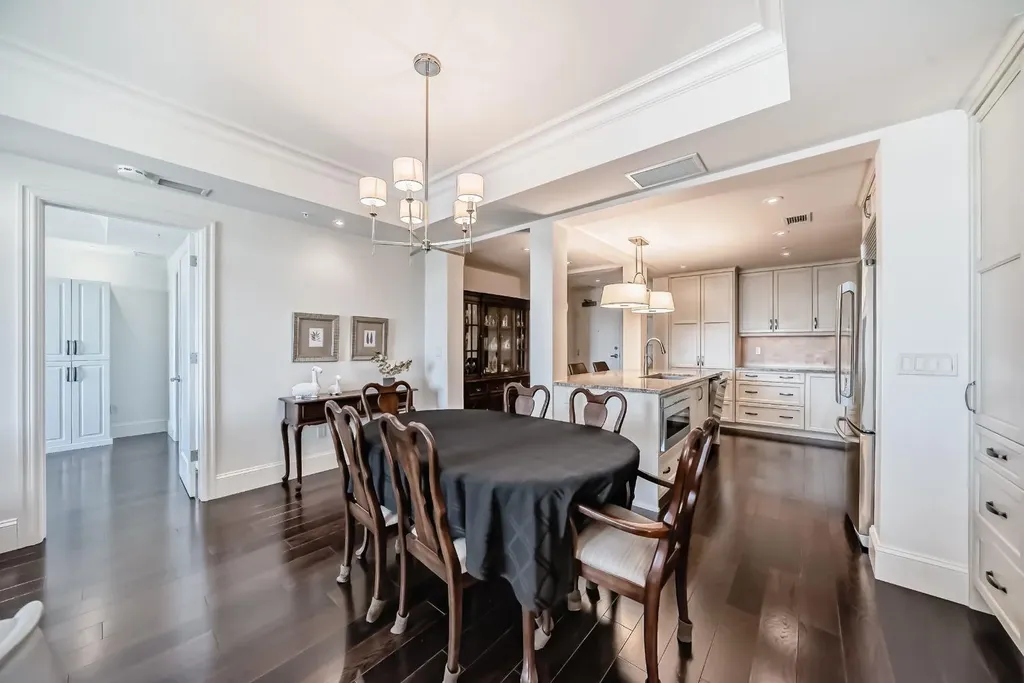 211 Quarry Way SE Calgary AB T2C 5M6