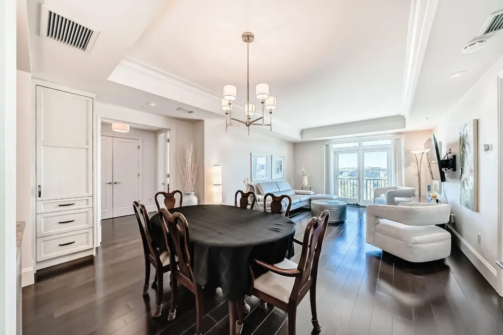 211 Quarry Way SE Calgary AB T2C 5M6