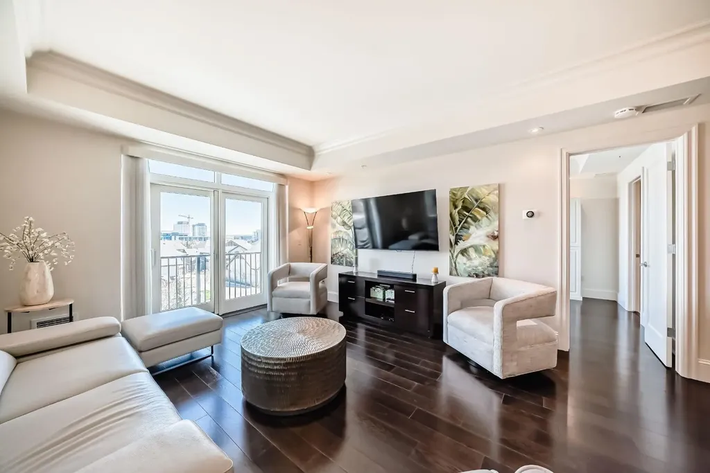 211 Quarry Way SE Calgary AB T2C 5M6