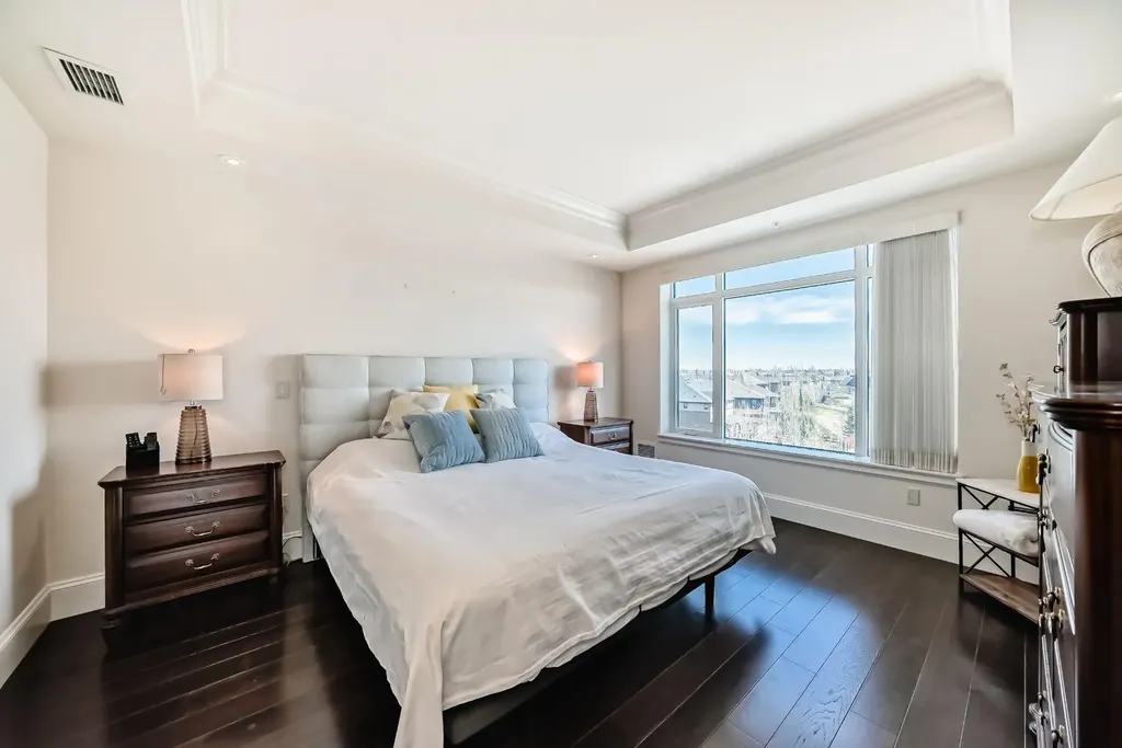 211 Quarry Way SE Calgary AB T2C 5M6