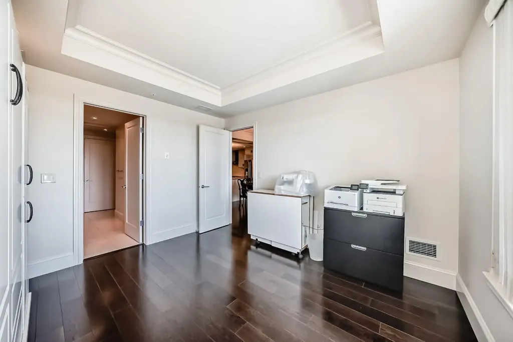 211 Quarry Way SE Calgary AB T2C 5M6