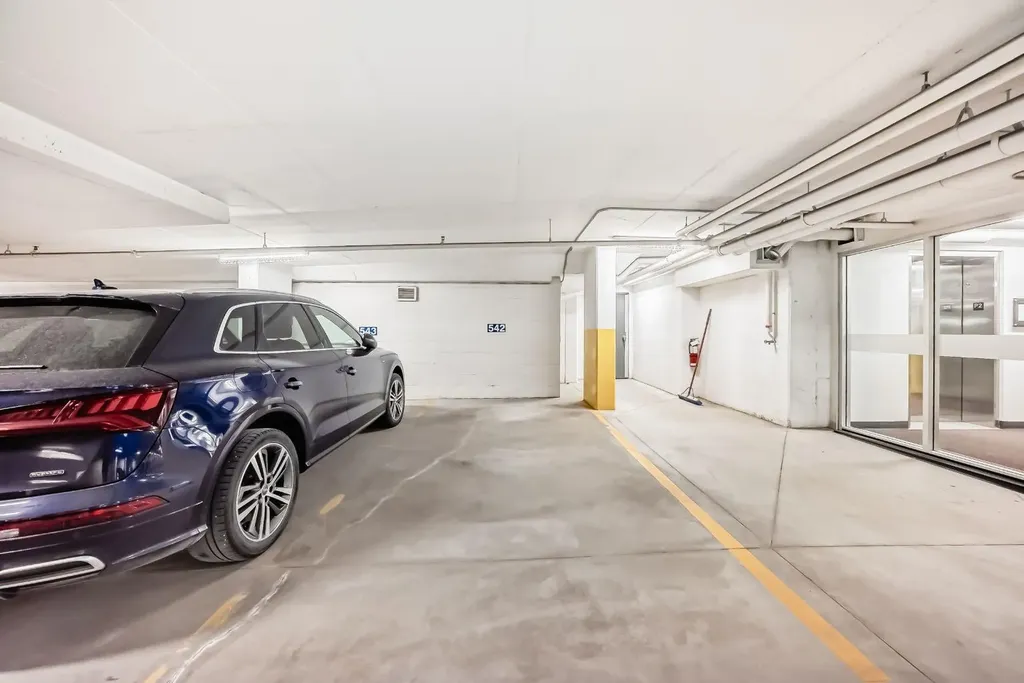 211 Quarry Way SE Calgary AB T2C 5M6