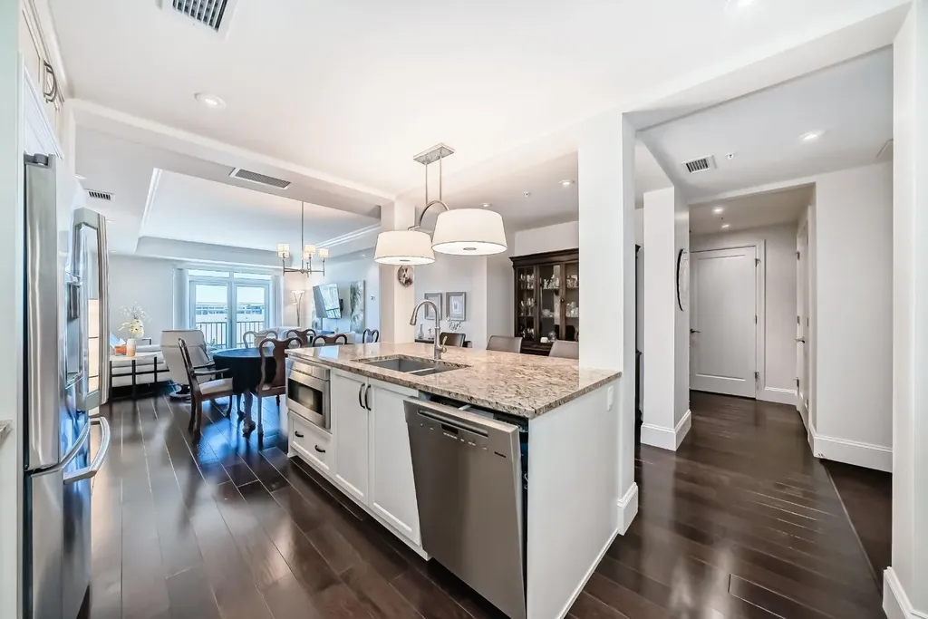 211 Quarry Way SE Calgary AB T2C 5M6