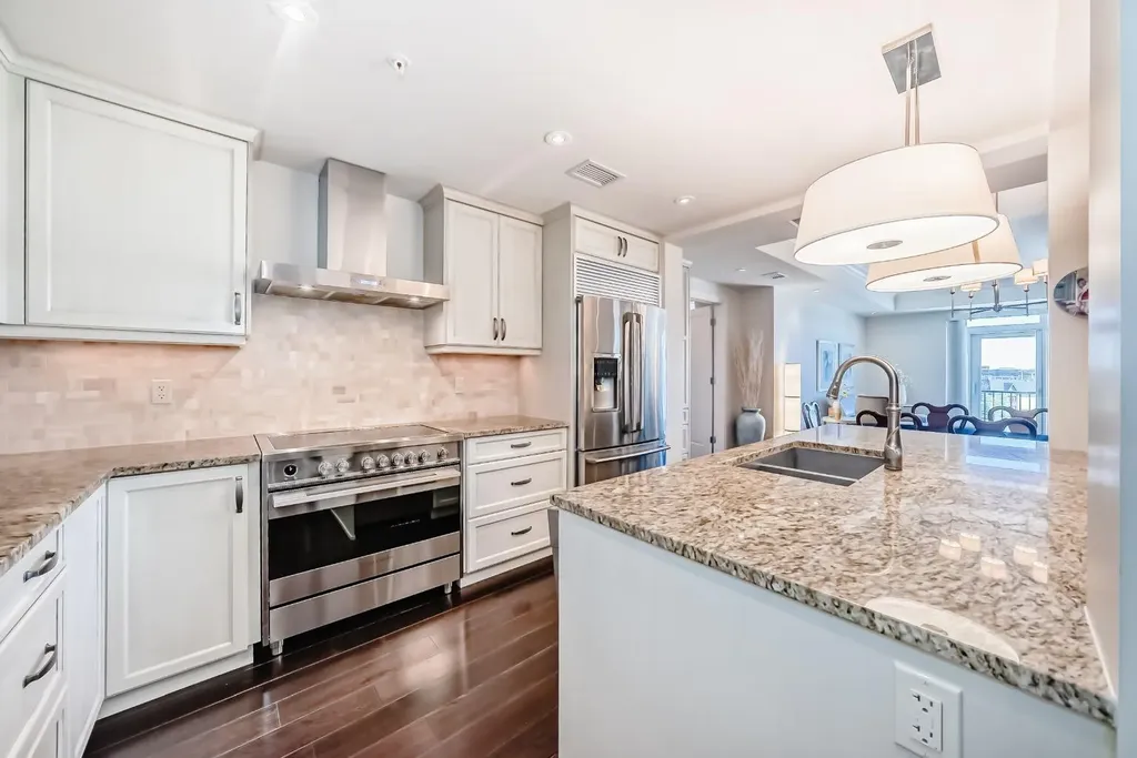 211 Quarry Way SE Calgary AB T2C 5M6