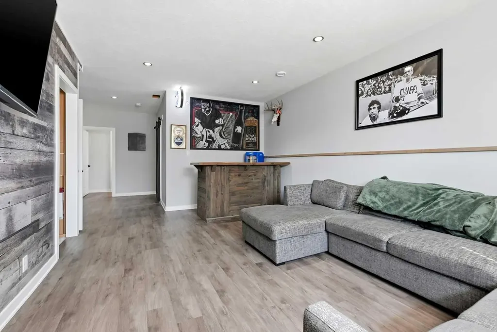 5618 Panorama Drive Blackfalds AB T4M0E8