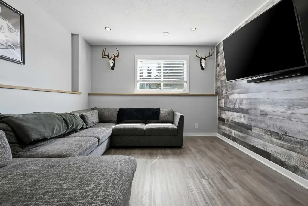 5618 Panorama Drive Blackfalds AB T4M0E8