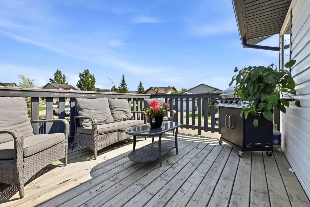 5618 Panorama Drive Blackfalds AB T4M0E8