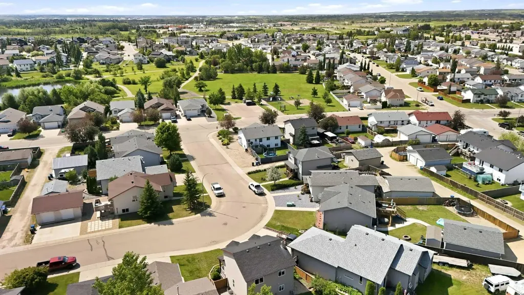5618 Panorama Drive Blackfalds AB T4M0E8