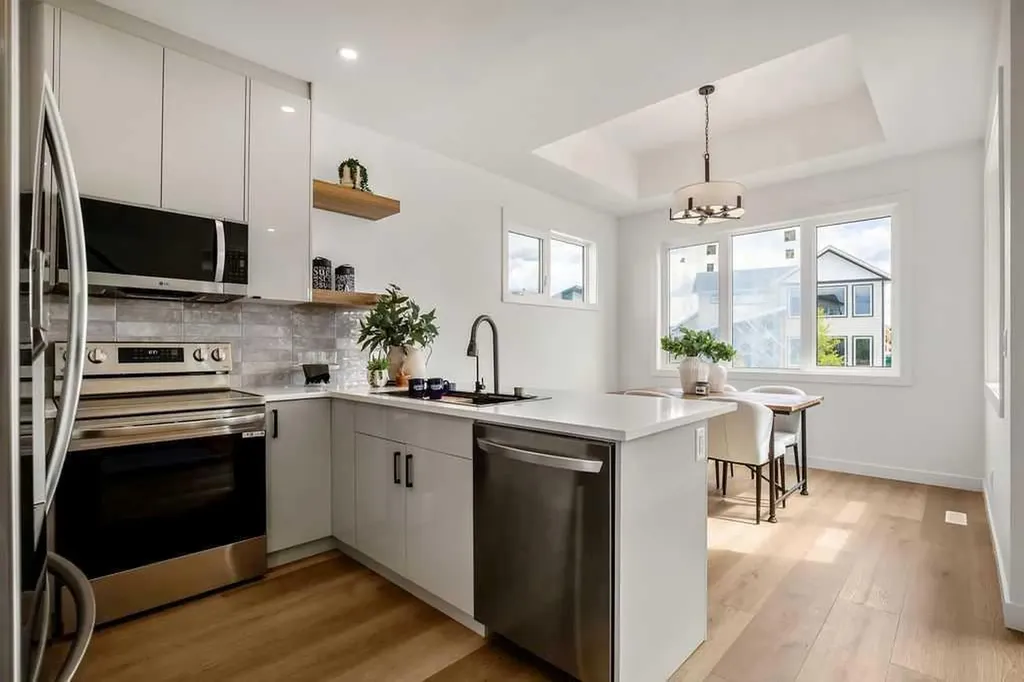 642 Cottageclub Bend Rural Rocky View County AB T4C1B1