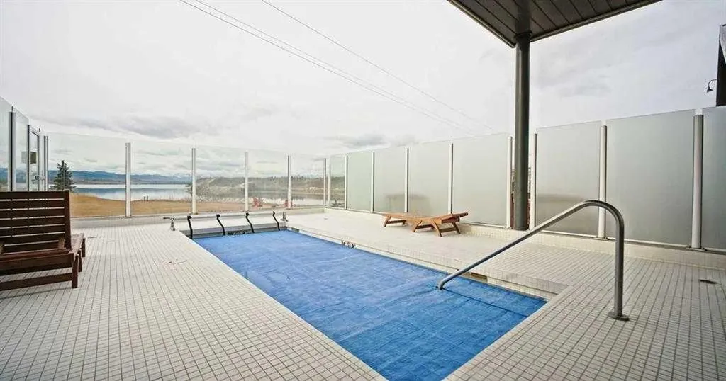 642 Cottageclub Bend Rural Rocky View County AB T4C1B1
