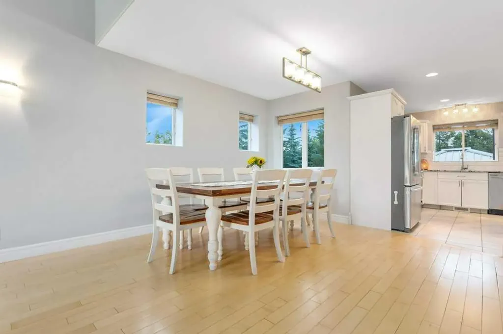 13 Fern Crescent Sylvan Lake AB T4S 1Y4