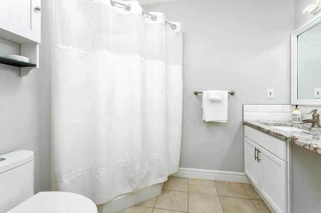 13 Fern Crescent Sylvan Lake AB T4S 1Y4