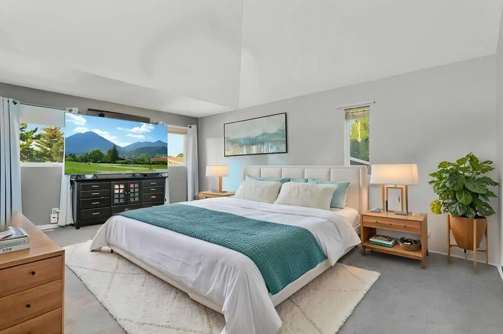 13 Fern Crescent Sylvan Lake AB T4S 1Y4