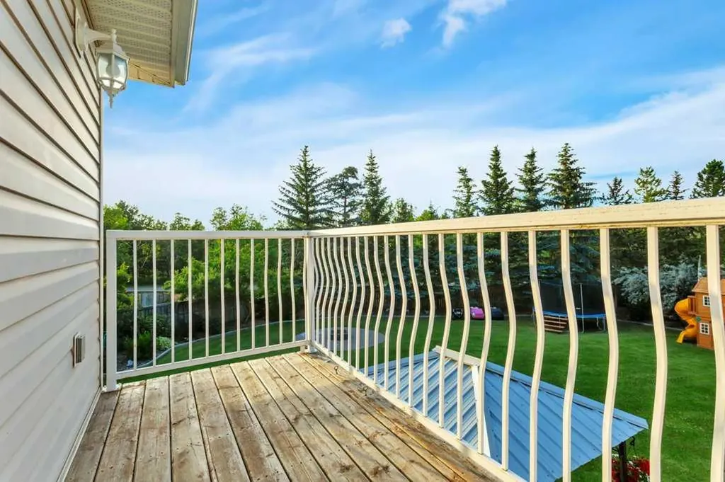 13 Fern Crescent Sylvan Lake AB T4S 1Y4