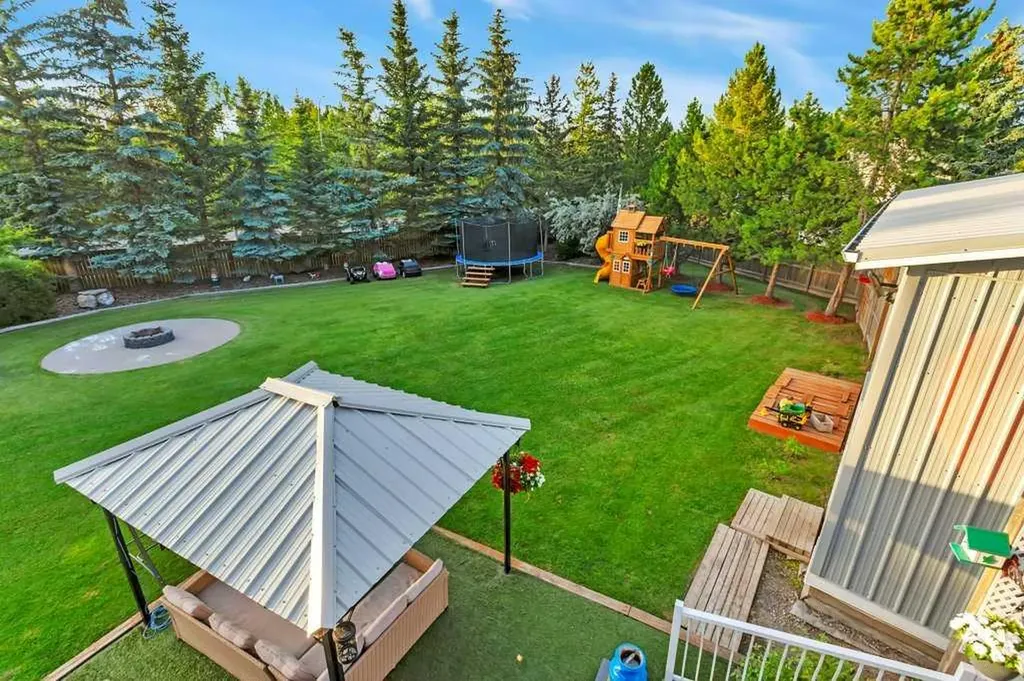 13 Fern Crescent Sylvan Lake AB T4S 1Y4