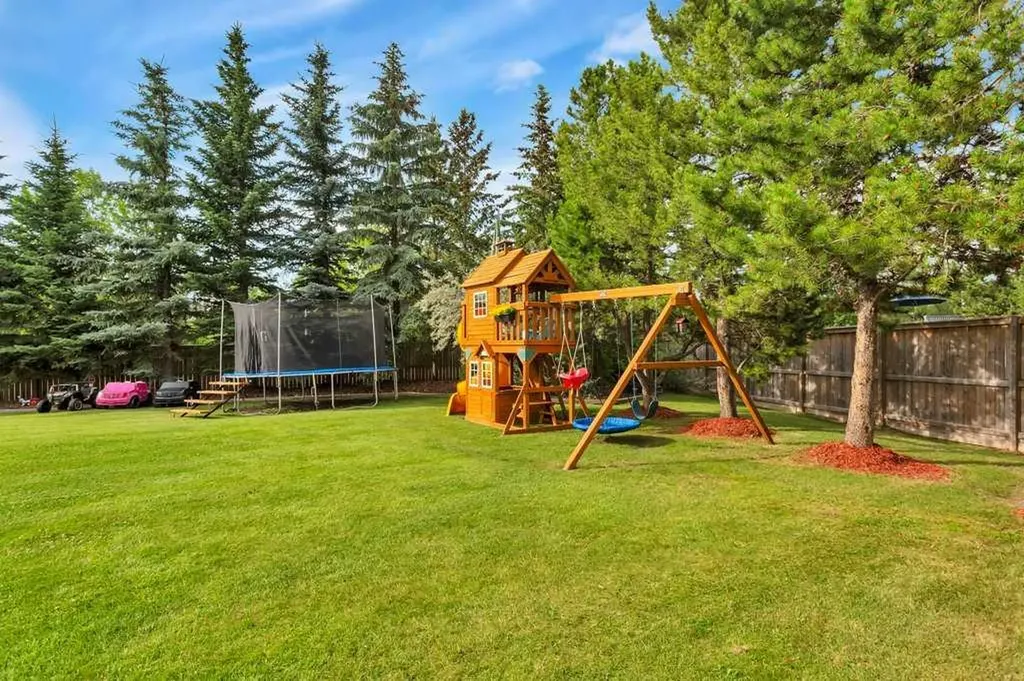 13 Fern Crescent Sylvan Lake AB T4S 1Y4