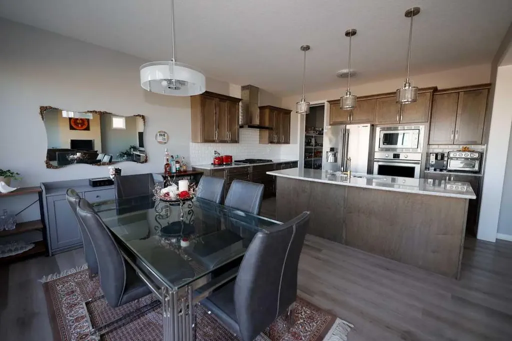 163 Cityside Park NE Calgary AB T3N 1P2