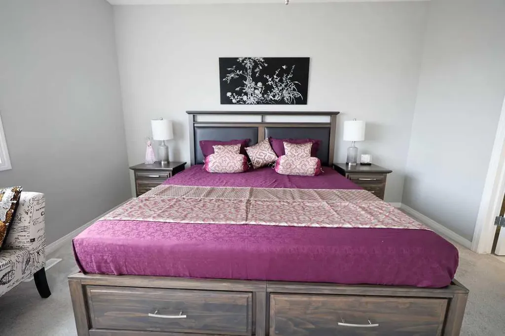 163 Cityside Park NE Calgary AB T3N 1P2