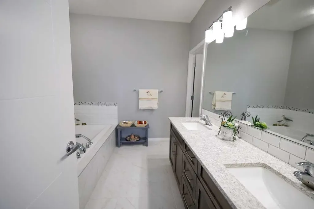 163 Cityside Park NE Calgary AB T3N 1P2