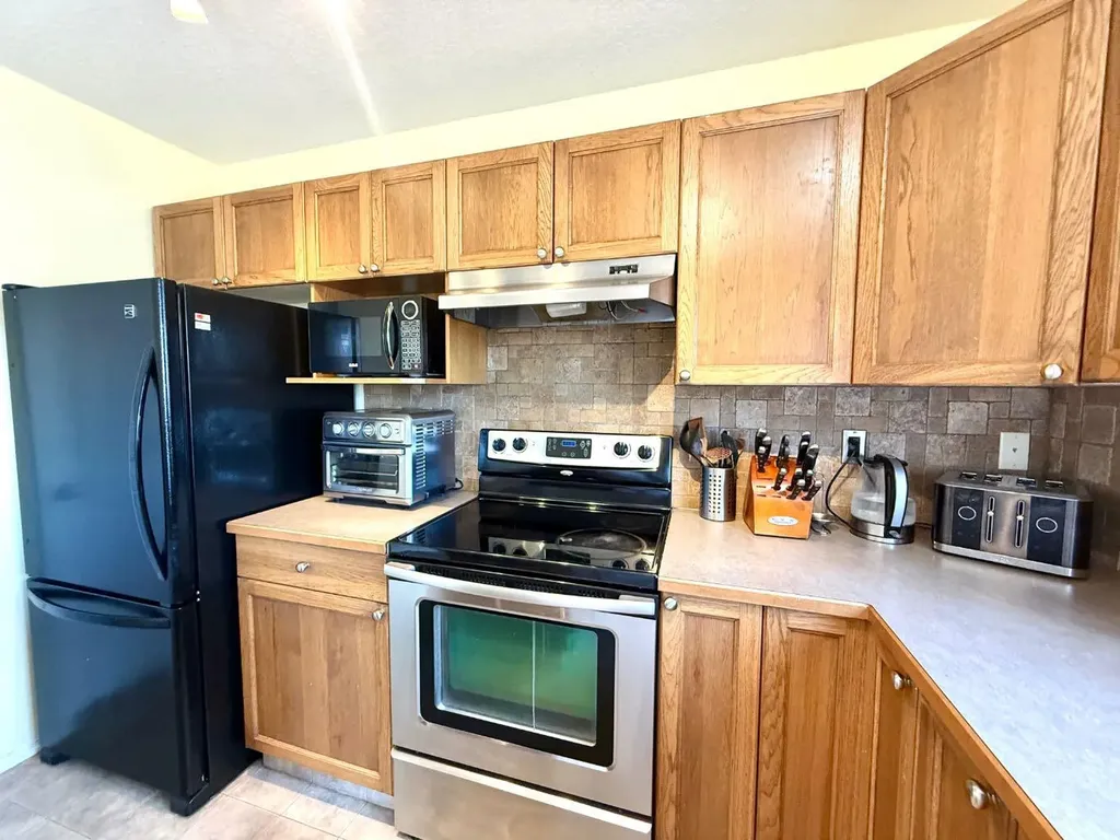 1616 High Country Drive NW High River AB T1V 1X7