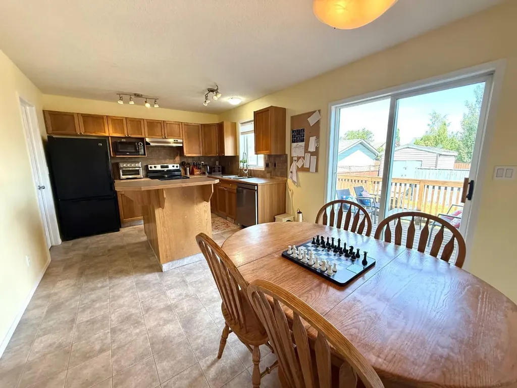 1616 High Country Drive NW High River AB T1V 1X7